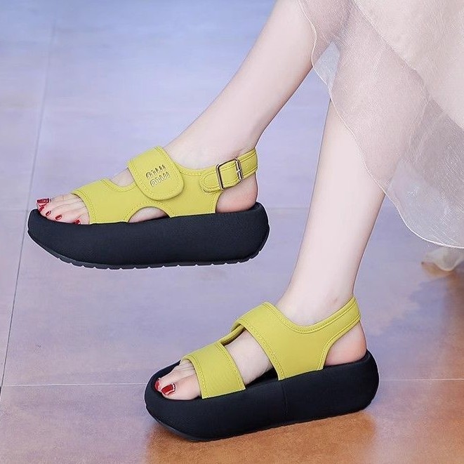 Sandalias de velcro francés para mujeres 2026 verano nuevo estilo de tela de alta calidad hueco transpirable zapatos de playa casuales