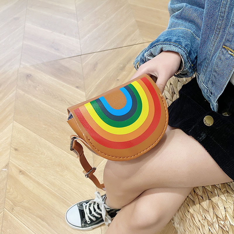 Girl's Mini Pu Leather Cartoon Cute Semicircle Zipper Crossbody Bag display picture 4