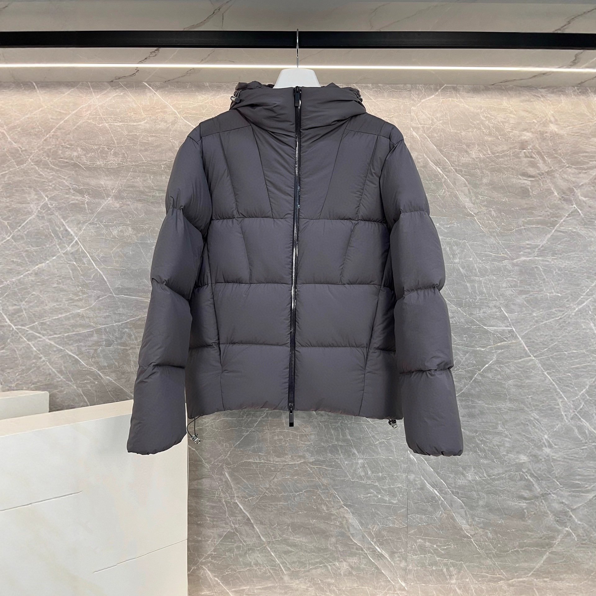 High-Quality In-Stock Mongolian New Sleeve Hooded down Jacket Fashion Versatile Couple Style