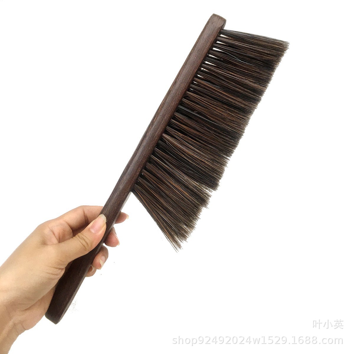 Brush with animals, wholesale