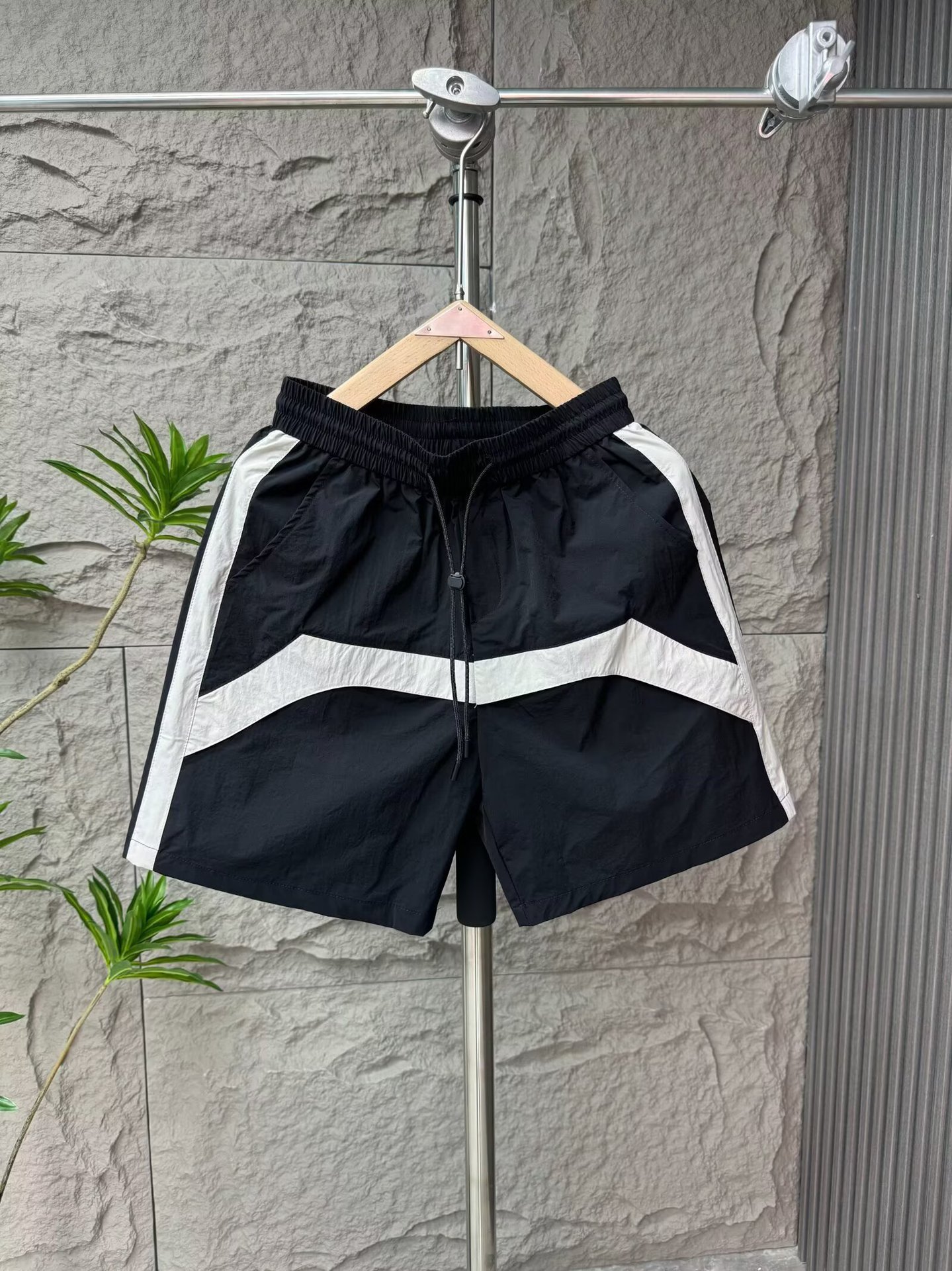 Men's Clothing Men's Summer Color Block Quick Drying Breathable Casual Shorts Versatile Trendy Five Point Mid Length Beach Sports Cool Pants_viptrois.com