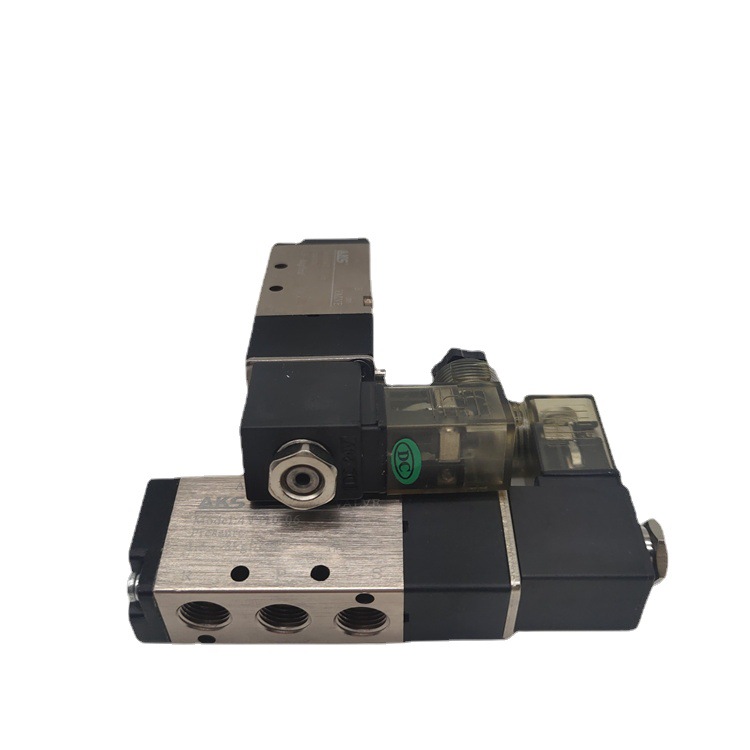 批发选购 电磁控制阀220v换向阀4V110-06气阀24v 叠板机电磁阀