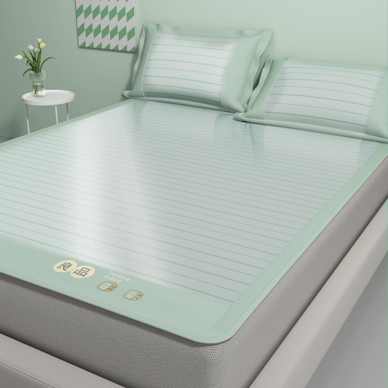 Un juego de sábanas de seda de hielo de clase de tres piezas fresco verano 2025 nueva funda protectora de colchón de verano sábana funda de cama
