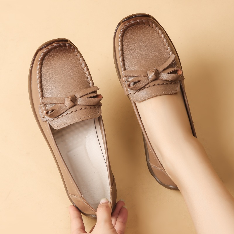 Genuine Leather Mother Shoes Single-Layer Shoes Summer Women's Hollow Non-Slip Shoes Middle-aged and Elderly Loafers Slip-on Breathable Peas Shoes