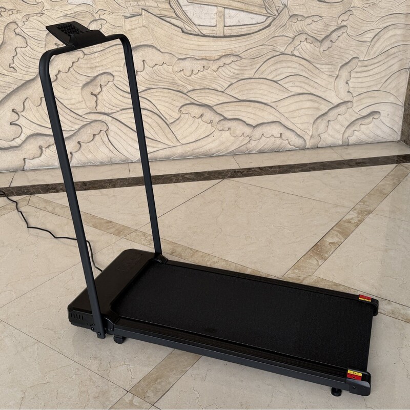 Running and Vibration Two-In-One Treadmill, New Cross-Border Model, Electric Home-Use Small Climbing Treadmill Running and Vibration Two-In-One Treadmill, New Cross-Border Model, Electric Home-Use Small Climbing Treadmill