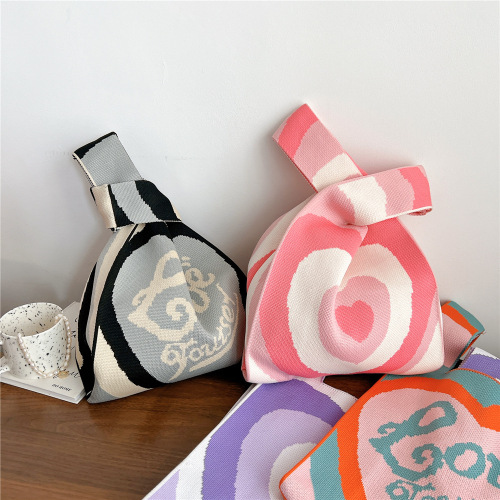 Large Heart-shaped Large Capacity Small Handbag for Women, Knit Hand-held Tote Bag, Outdoors Portable Storage Bag, Korean Style Handbag
