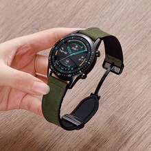 适用华为GT4/3/2表带疯马纹磁吸折叠扣真皮表带watch3/4pro手表带
