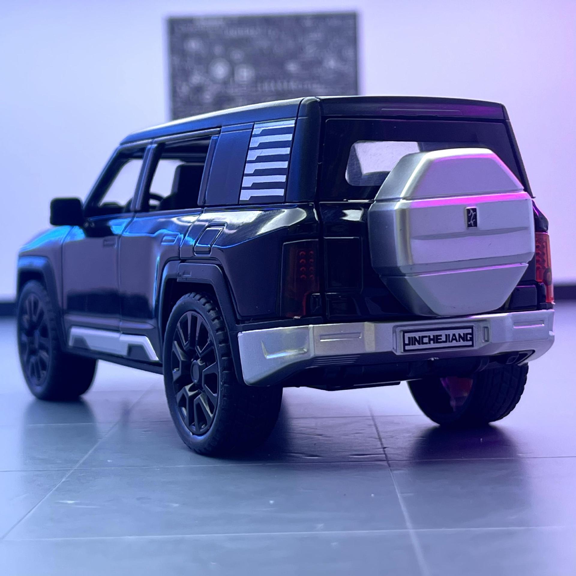 Modelo de coche de aleación de simulación Lijiaxin 1:32 BYD buscando U8 juguetes de sonido y luz Tire hacia atrás todoterreno modelo de vehículo adornos