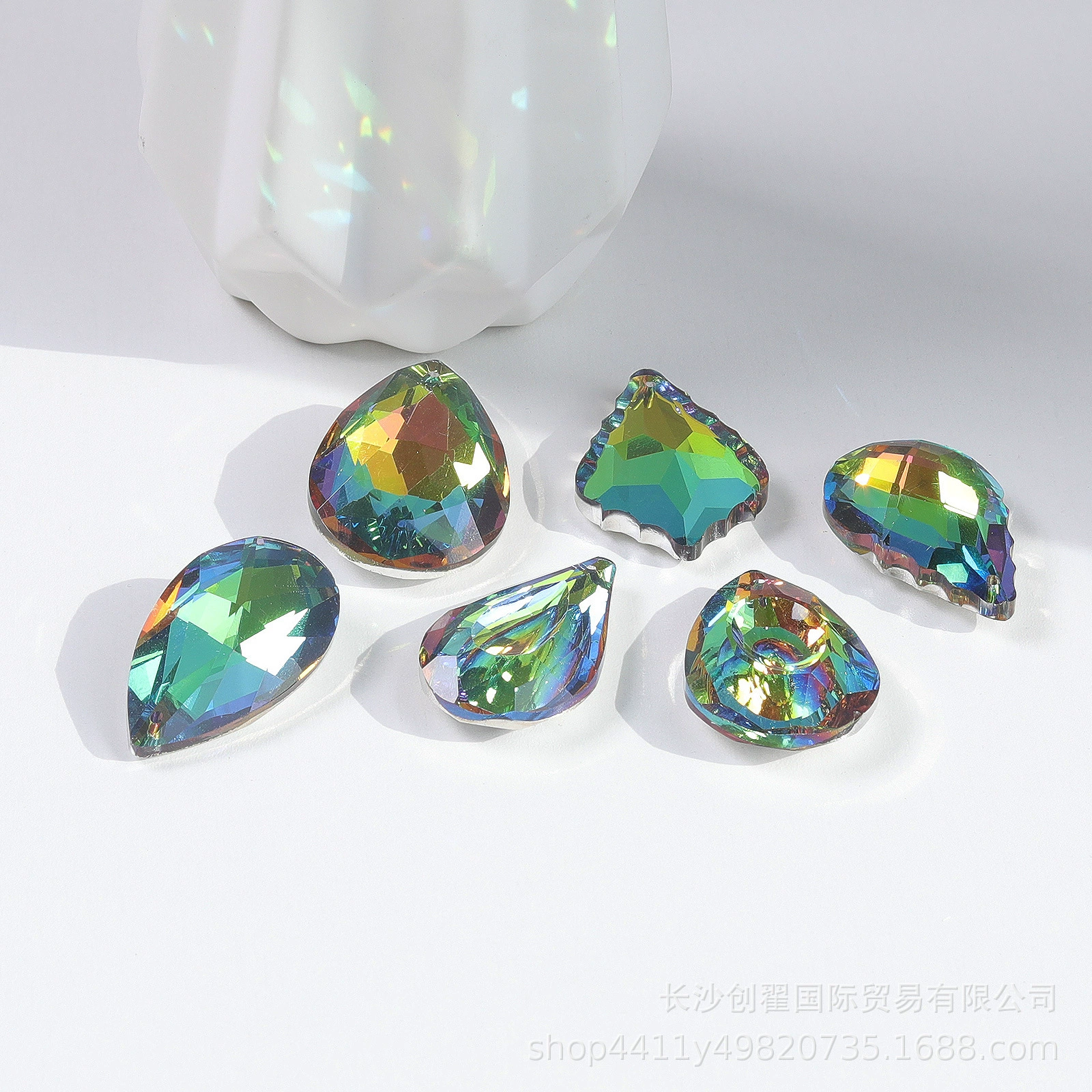 Серебряный кулон, стеклянные серьги, аксессуары