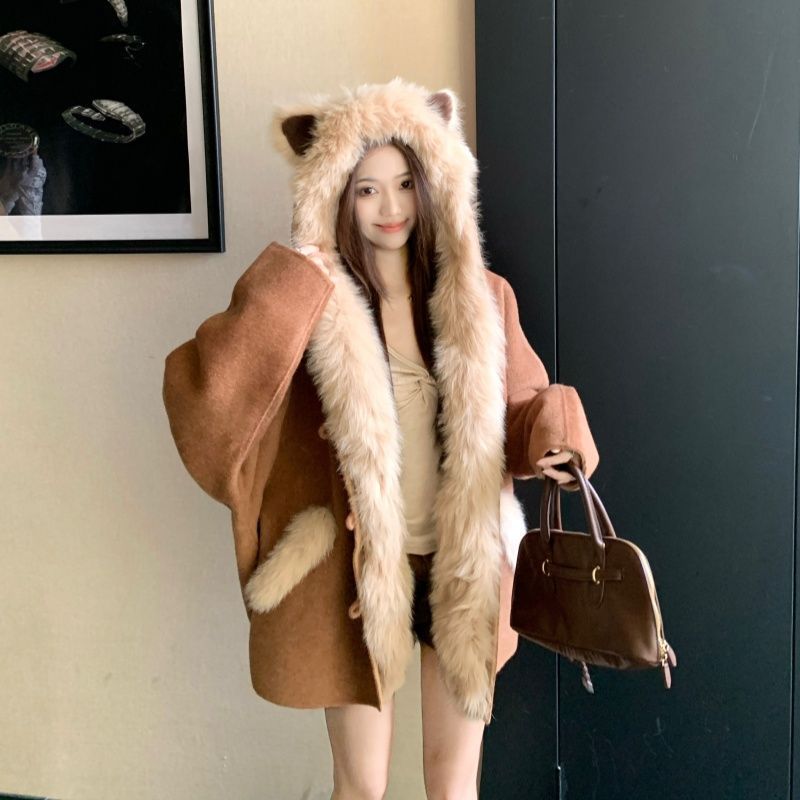 Sweet, Age-Reducing, Cute and Fashionable Mid-Length Woolen Coat for Women, 2026 Winter New Style, Imitation Lamb Wool, Double-Sided Wear Coat
