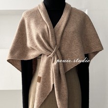 纯色羊毛混纺交叉针织披肩女冬季时尚百搭保暖护颈椎围脖外搭坎肩