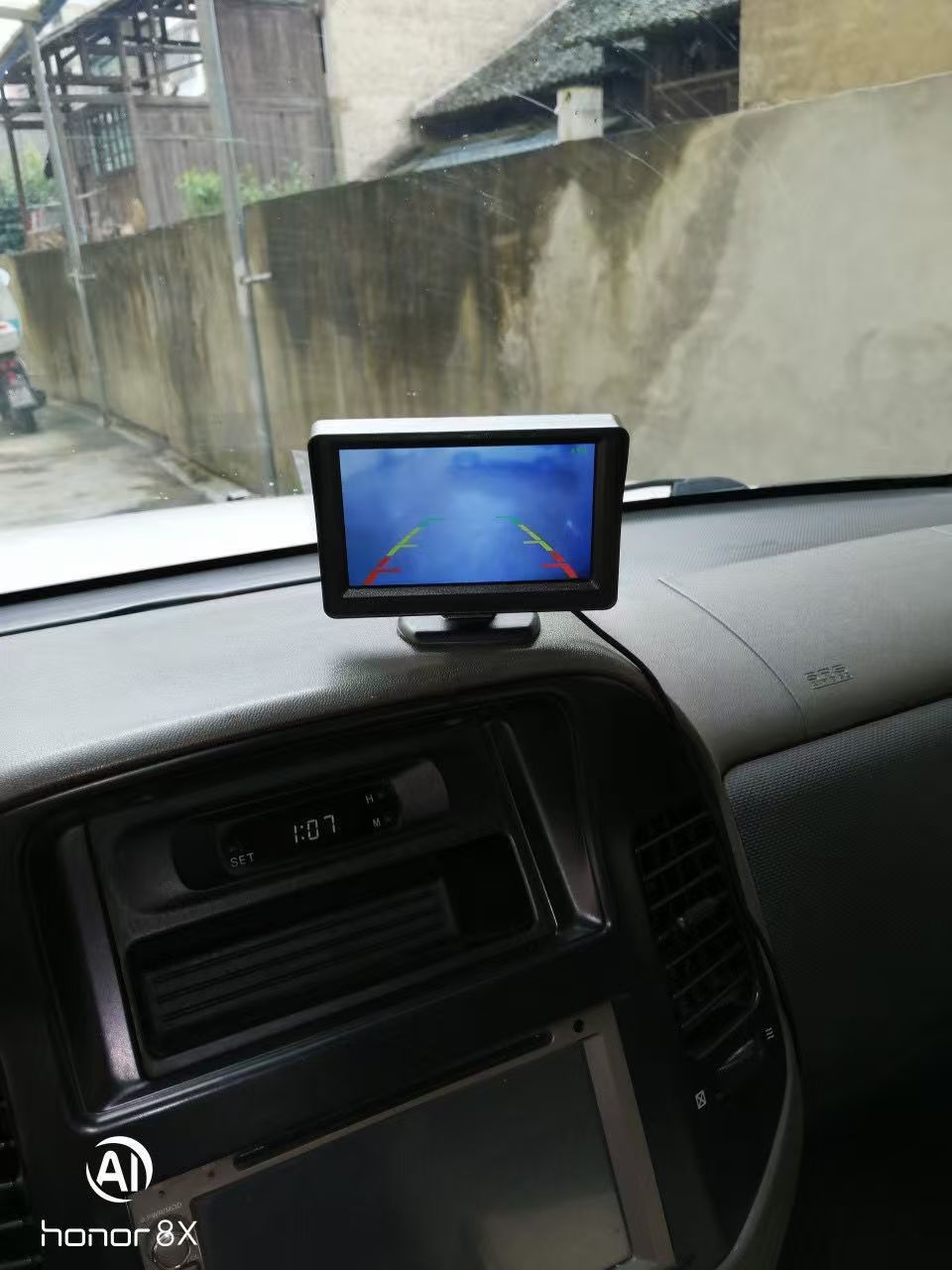 Car and Truck 4.3inch Inch Desktop Hd Monitor 12V/24V Night Vision Camera with Light Reversing Image System
