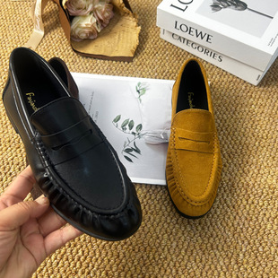 �͹��ް�һ�_�Ř���ЬŮС���¿��r�аٴ�sСƤЬ���Q����