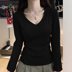 长袖t恤女秋季薄款紧身修身显瘦打底衫内搭v领正肩外穿黑色上衣
