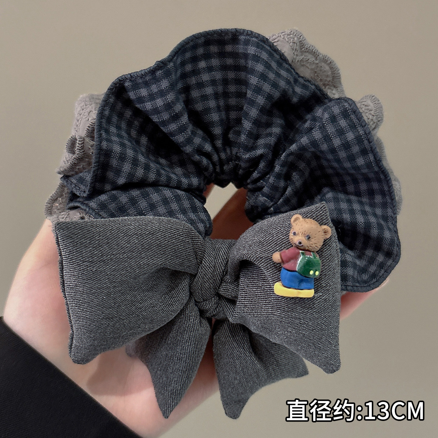 Nuevo scrunchie de encaje multicapa 2026 para mujer, lazo para el pelo de alta gama, accesorio suave para el cabello estilo coreano.