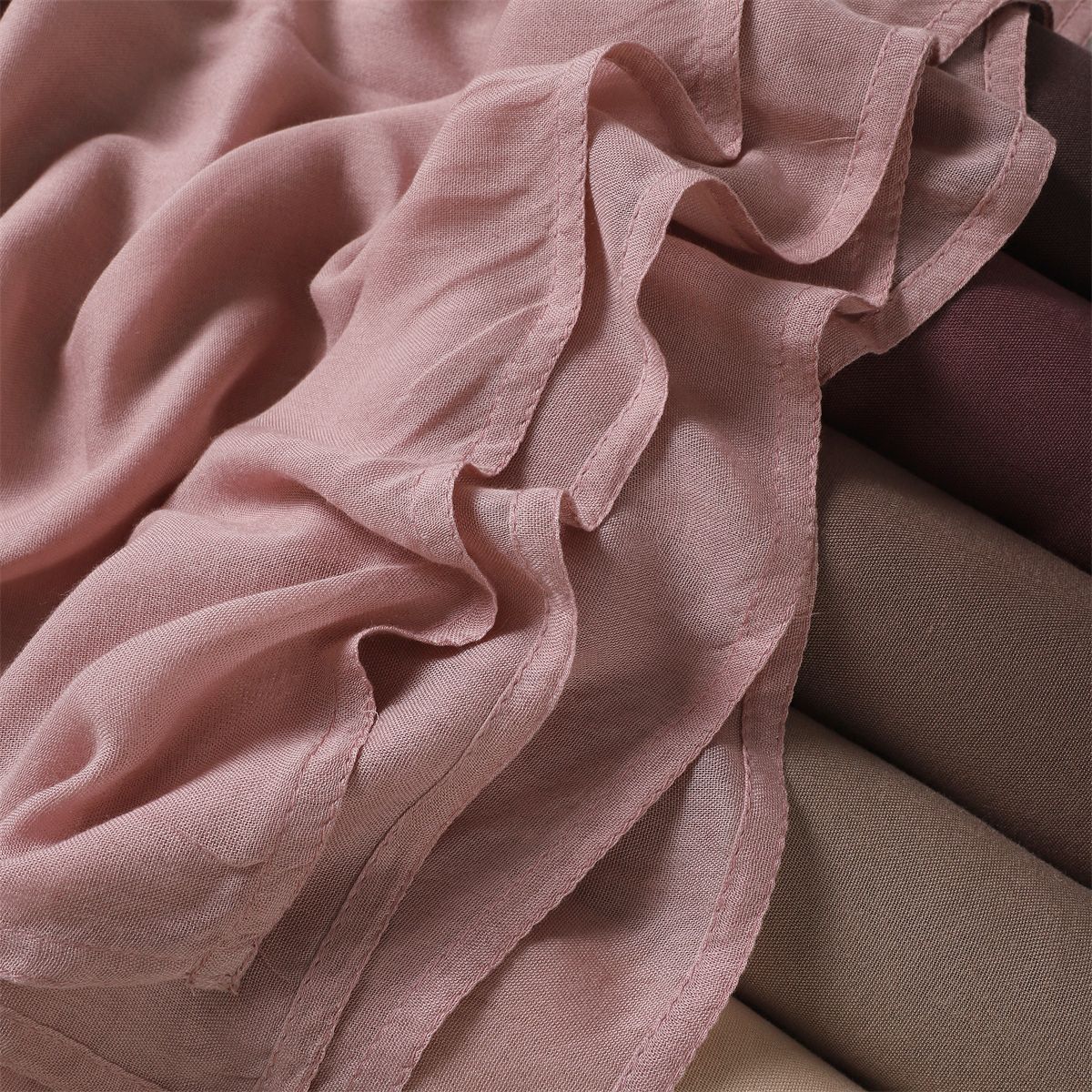 Soft Viscose Cotton Solid Color Scarf Fashion Wide Edge Thin Hijabs High Quality Headscarf Long Shawls for Muslim Woman