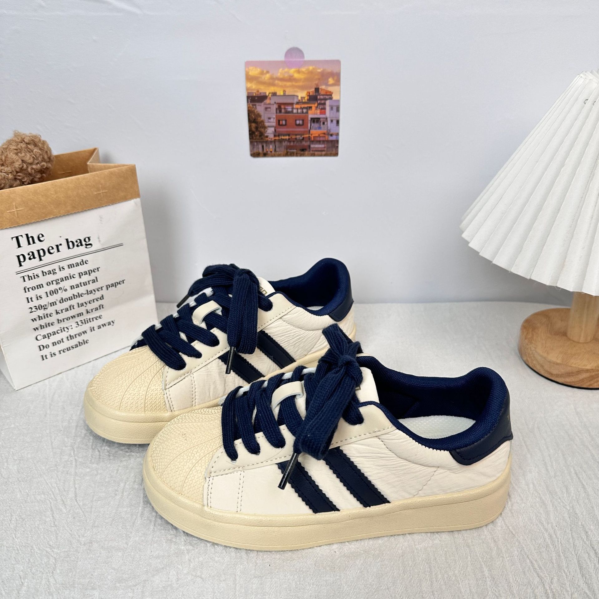 Yuanbo Shell Head Little White Shoes Mujer 2025 Primavera/Verano Nuevo Todo-fósforo Casual Ligero Zapatos de tabla para estudiantes coreanos Mujeres