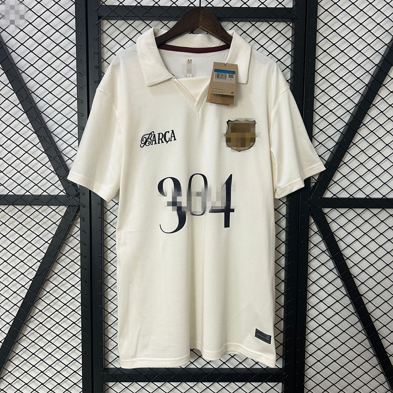 2425 Barcelona 304 Edición conmemorativa blanca