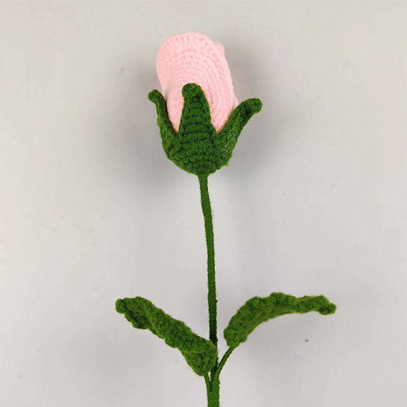 Hecho a mano artificial Rosa acabado lana tejida Rosa crochet decoración del hogar ramo regalo Día de San Valentín