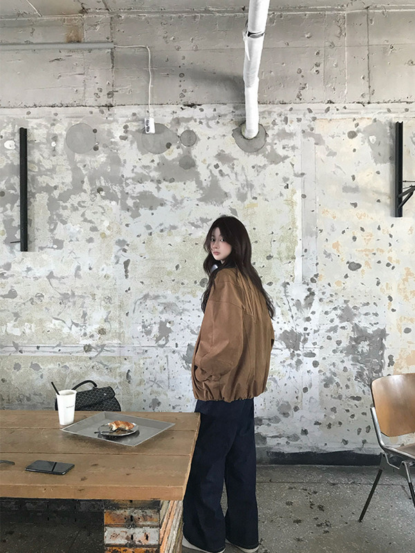 珍妮同款2025秋季经典复古好版型夹克皮衣咖色花苞廓型外套女薄款|undefined