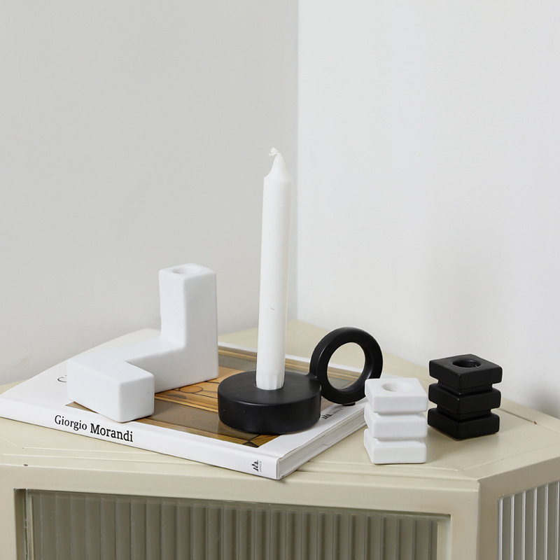Geométrico blanco y negro candelabro de cerámica decoración estilo simple blanco y negro titular de la vela base del hogar Decoración suave al por mayor