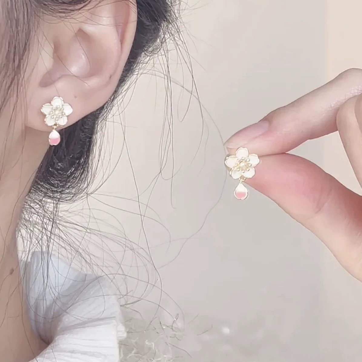 Заушные серьги из жемчуга, мушковая бусинка, серьги без прокола, французский стиль, легкая роскошь, стиль высокого качества