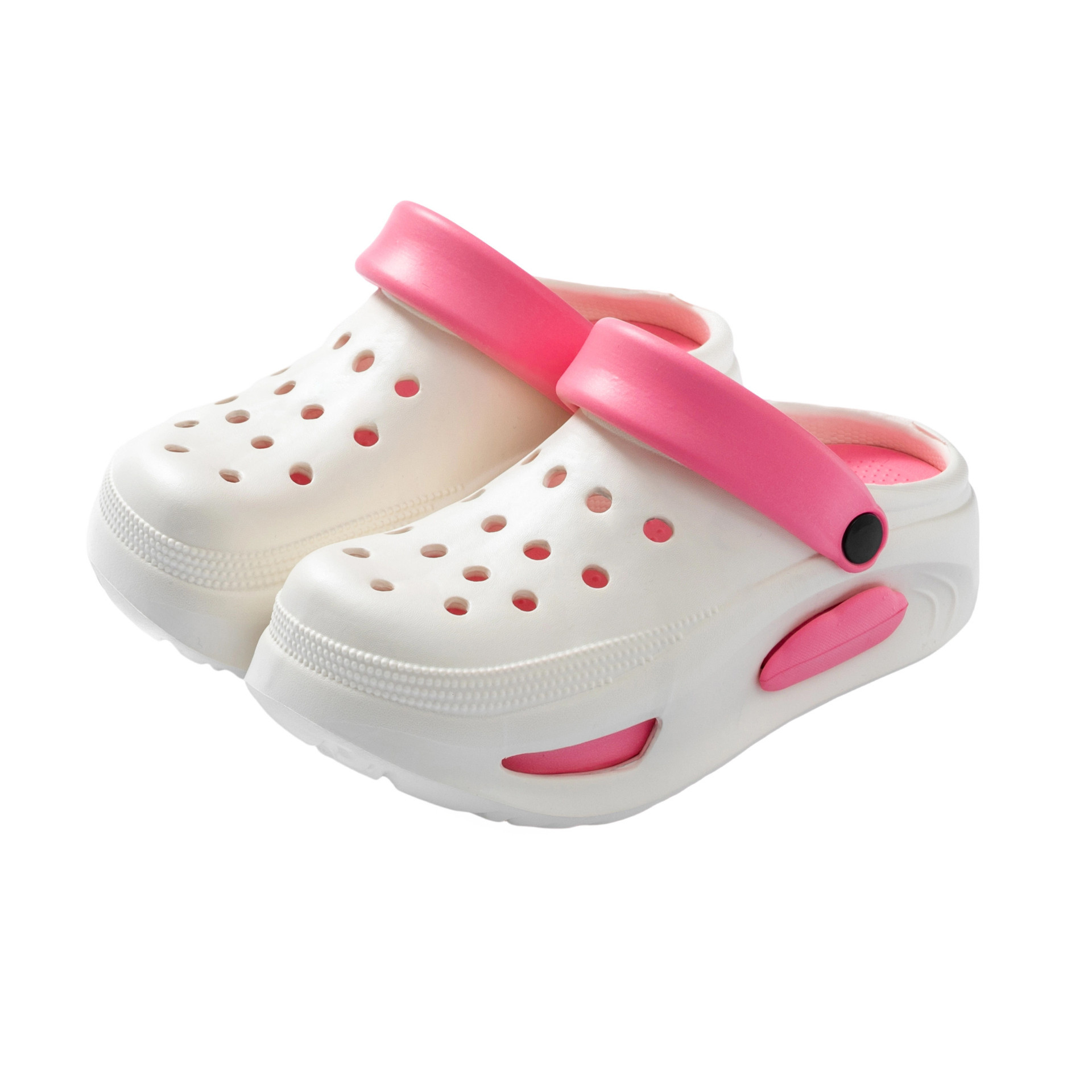 Dongdong zapatos de mujer 2025 nuevo verano desgaste de soleas gruesas antideslizantes desodorantes arena pisar mierda sensación zapatillas de mujer frías