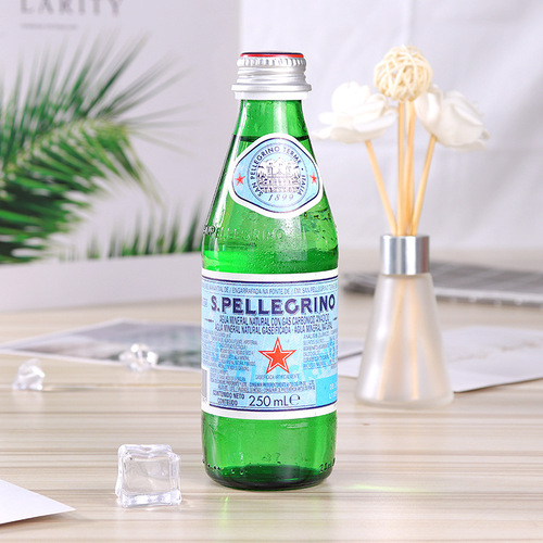 Italian imported San Pellegrino sparkling natural mineral water 250ml*24 bottle package with gas