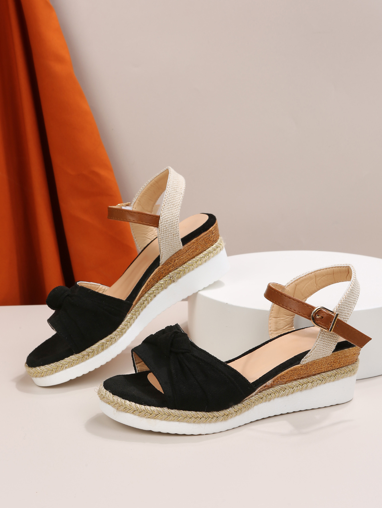 Title 4, Kadınlar için Balık Ağzı Tasarımlı Kenevir Hala...