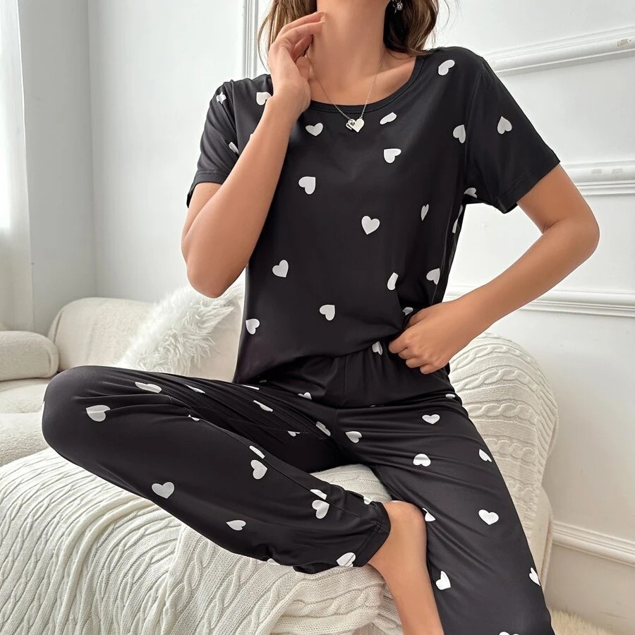 2024 Four Seasons Cross-border Comercio exterior europeo y americano Ropa de mujer Amazon Cuello redondo de gran tamaño Manga larga en forma de corazón Print Home Service Pijamas