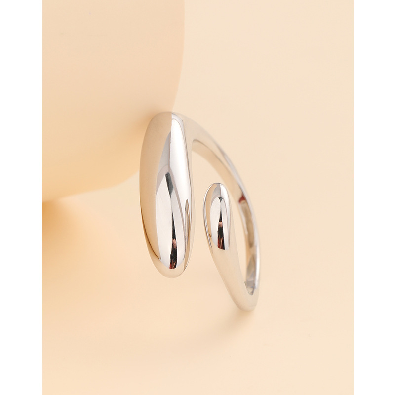 Llano anillo femenino 925 Luz de plata esterlina de lujo de alto sentido nicho diseño abierto anillo simple viento frío anillo de dedo índice