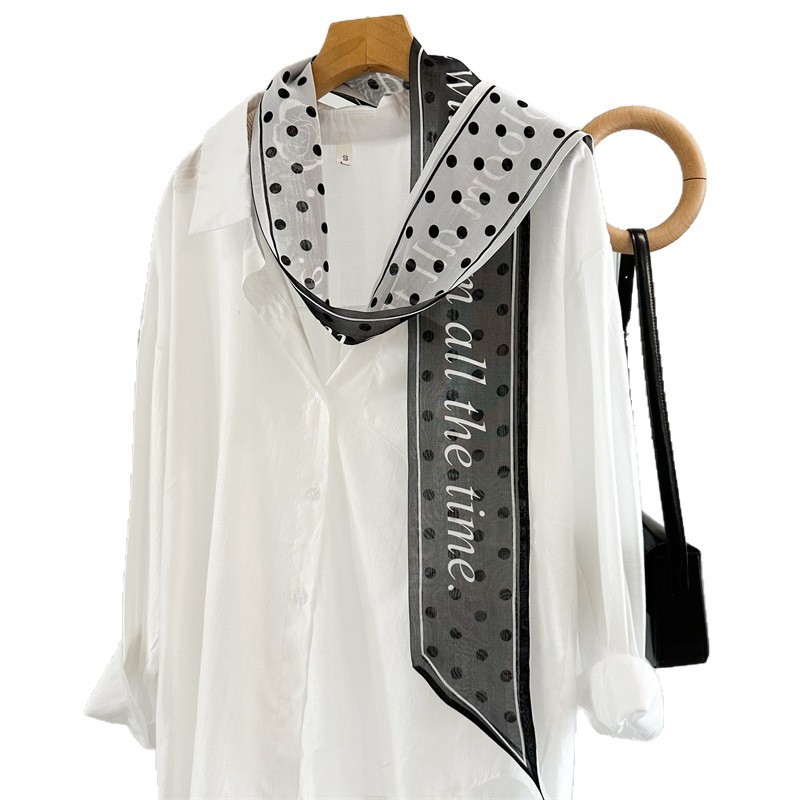 Sensación de alta gama de seda lunares pequeñas serpentinas mujeres verano nuevo todo fósforo de doble cara camisa de seda de morera bufanda bufanda