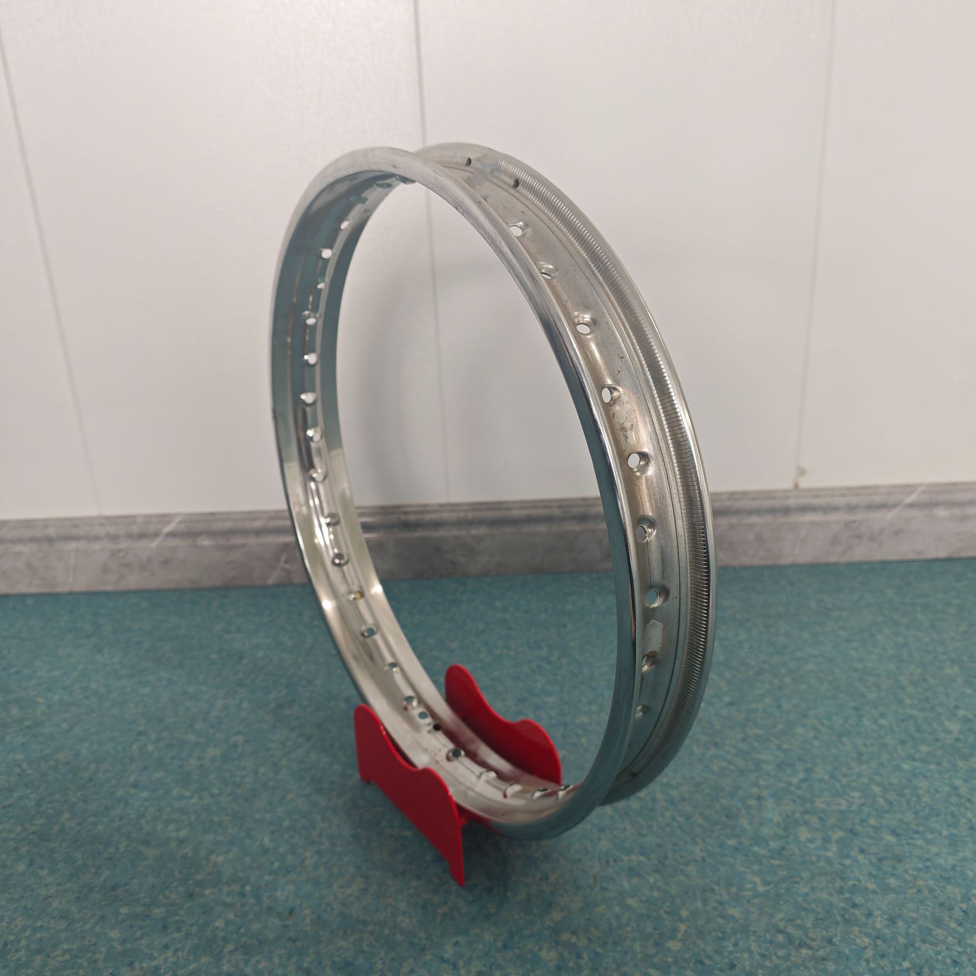 Motorcycle galvanized steel rims, polished spoke rims 17inch universal rims for after-sales repair and replacement parts