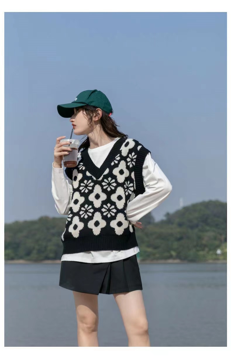 迷人花朵v领毛衣背心 韩版宽松提花针织马甲早秋无袖毛衣坎肩女潮