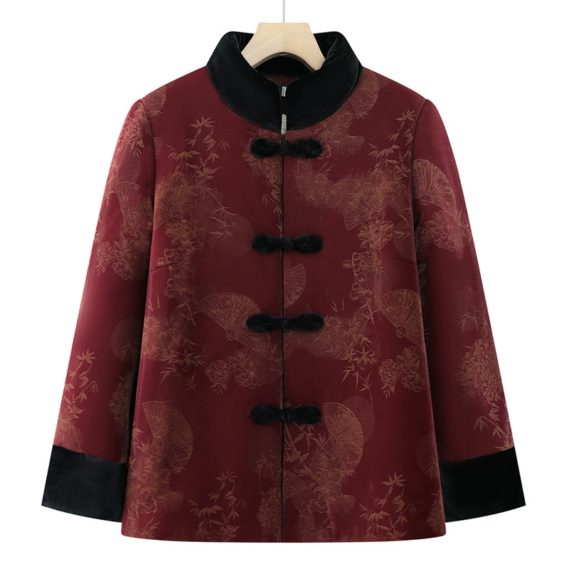 Зимняя одежда для женщин среднего и пожилого возраста