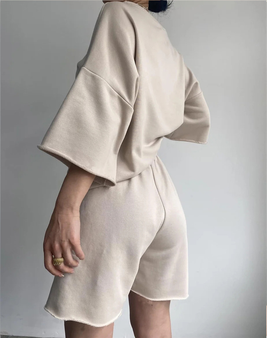 455g Weight 3/4 Length Sleeve Sleeve Length Cotton Blend, Polyester Fabric Type Shorts Co-ord Set Sets Type 2 Pieces Set Quantity Daily Occasion Round Neck Neckline Loose Fit Type Solid Color Pattern Summer, Spring Season Women's Gender Streetwear Style Daily Women's Streetwear Solid Color Cotton Blend Polyester Shorts Co-ord Set Shorts Sets 2