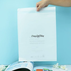 塑料服装袋;塑料自封袋;纸袋