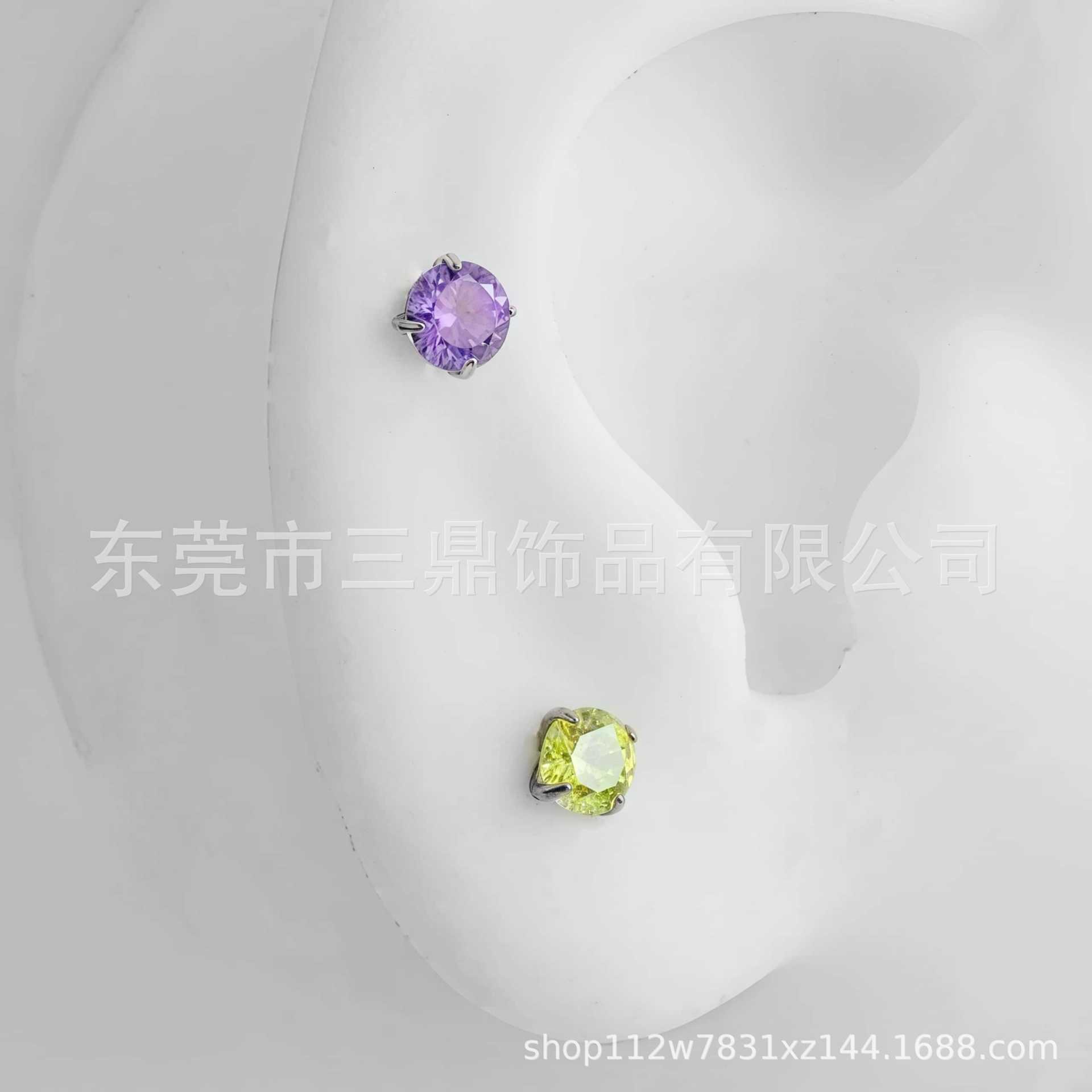 新型丸底F136チタン爪は5Aジルコン耳骨釘リップピアスG23チタン合金穿刺アクセサリー部品をはめ込んでいます。