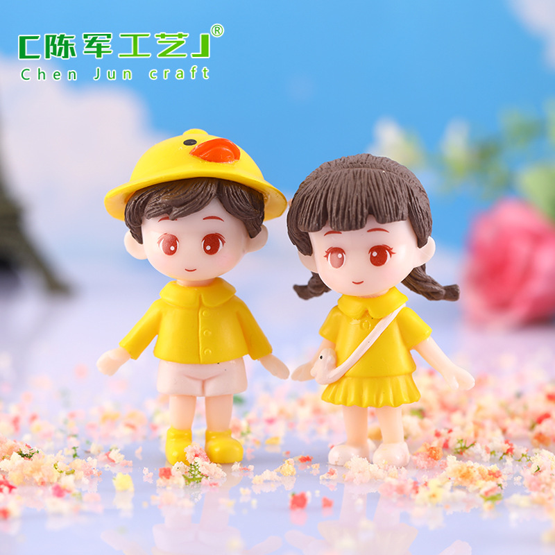 New Small Yellow Hat Couple Micro Landscape Gardening DIY Decorative Accessories Small Yellow Hat Couple Ornaments