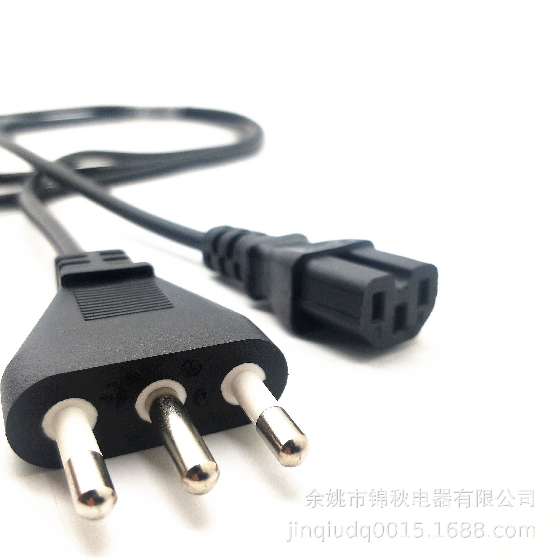 意大利标三芯插头梅花尾、意大利规电源线插头、带八字管直流