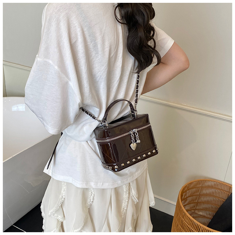 Korean style fashionable handbag for women 2025 summer new style small square bag, simple embroidered thread chain single-shoulder crossbody bag undefined