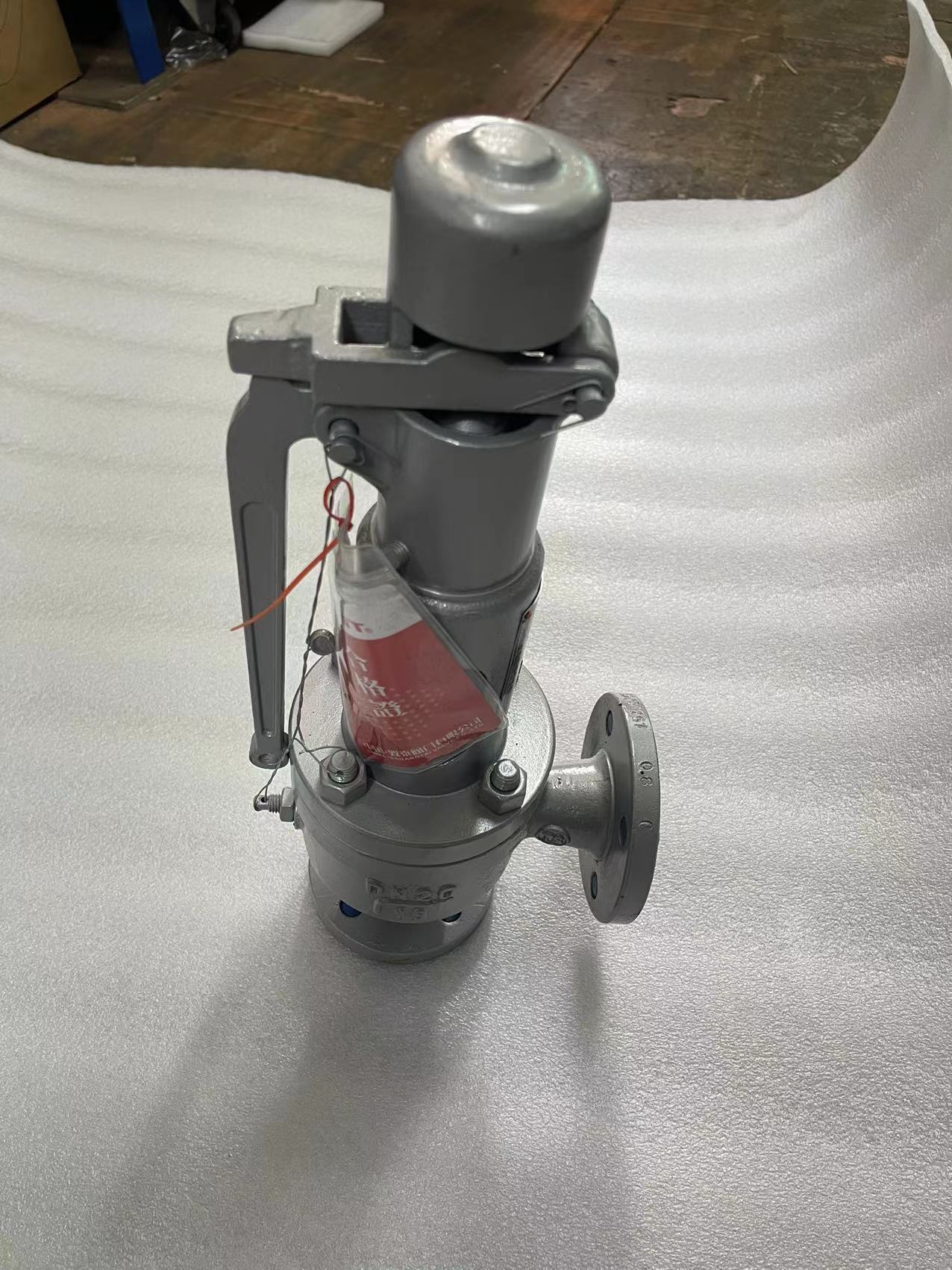 A48Y-100 DN50,A48Y-100 DN65,带扳手弹簧全启式安全阀