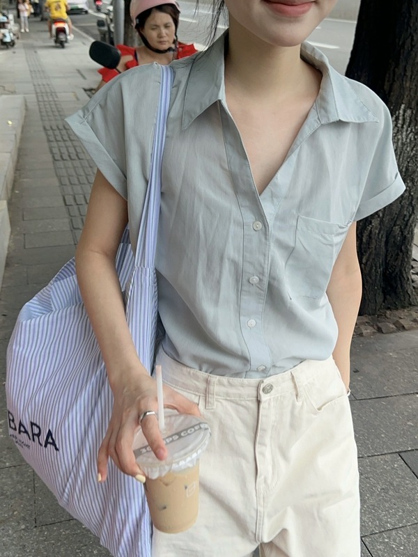 女性用ラペル半袖シャツ、夏用Vネック小袖トップス、気質通勤ポロシャツ、今年人気の美しい小シャツ|undefined