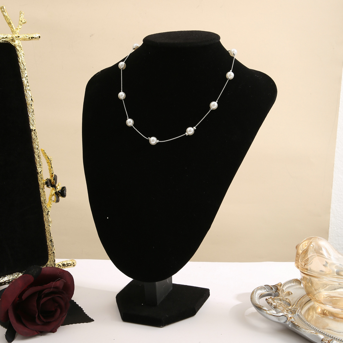 Mode Geometrisch Legierung Metall Künstliche Perlen Frau Halskette display picture 3