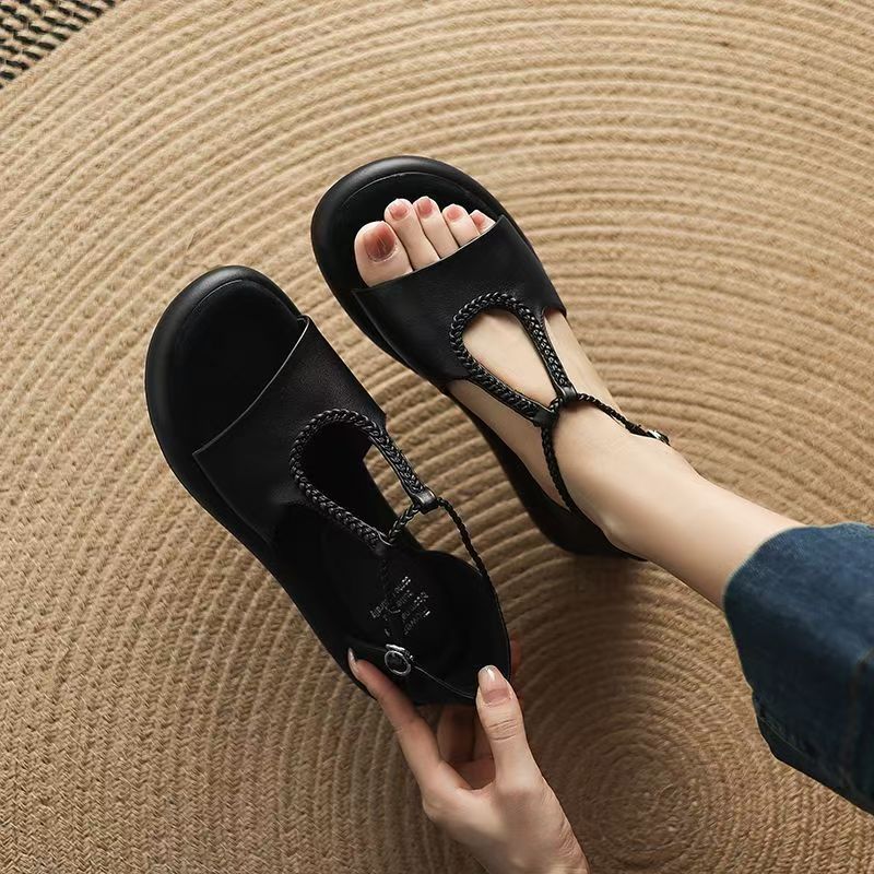 Boca de pez sandalias para mujeres verano nuevo tipo de fondo plano gigante suave T-cinturón sandalias de mujer tacones marrón negro otros
