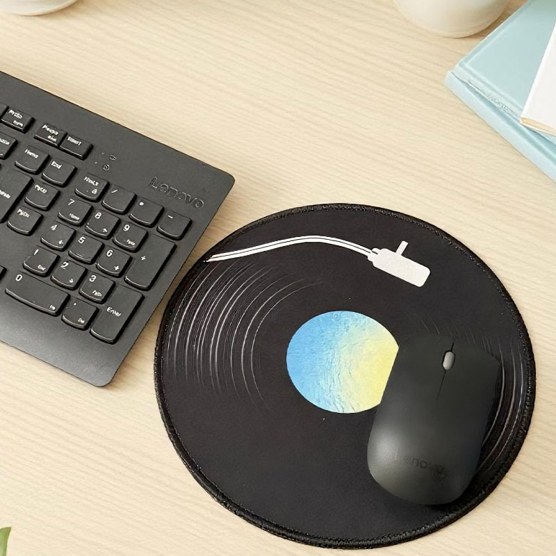 �ڽ���Ƭ�������� С����Ƹ����ְ����߱ر� ������ĥ�칫��Ϸ