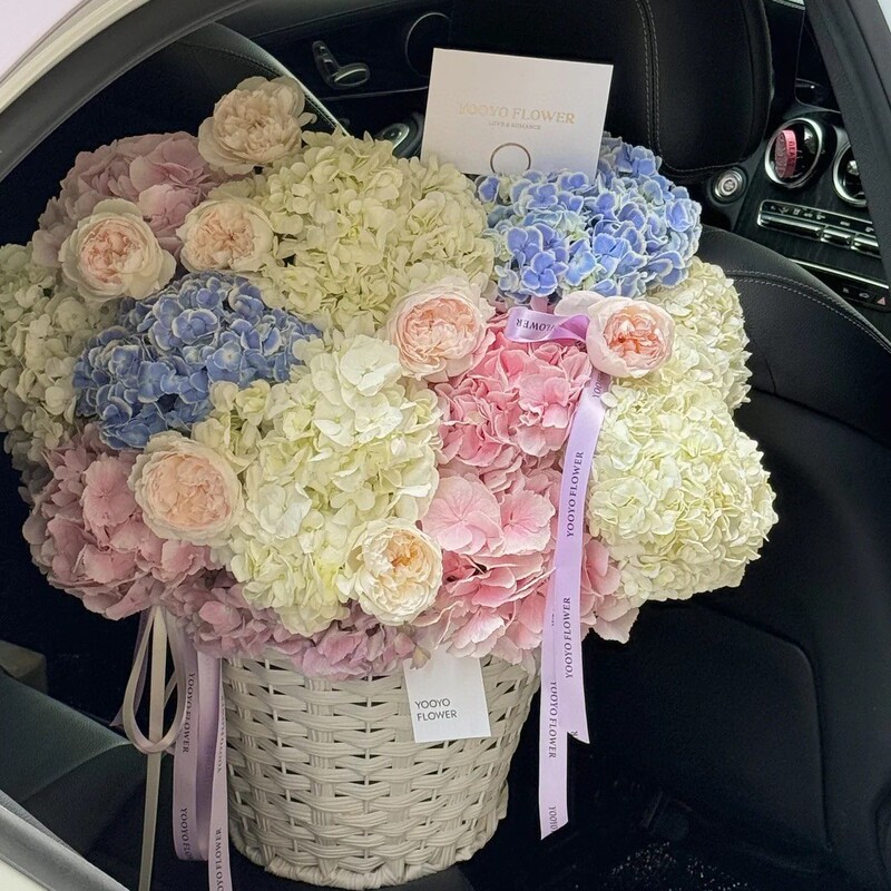 New Popular Handmade Woven Extra-Large Hug Bucket for Chinese Valentine's Day, Gift for Girlfriend, Bamboo Woven Flower Basket, Korean-Style Hug Bucket in Stock