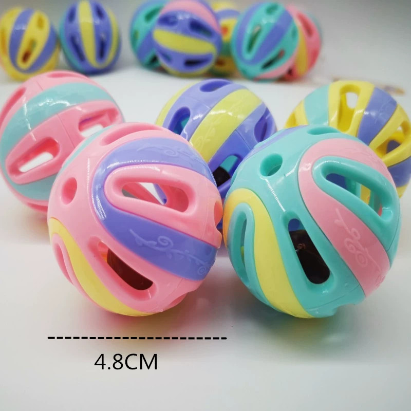 Поставка Прямой партии детских погремушек игрушка 4,8 см погремушка мяч забавная рукоятка колокольчик мяч мультяшный узор погремушка