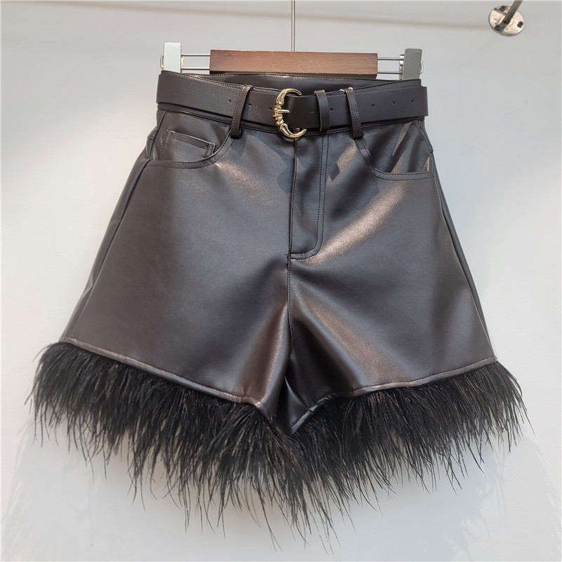 Pantalones Cortos de Cuero PU de Tiro Alto con Bordes de Felpa