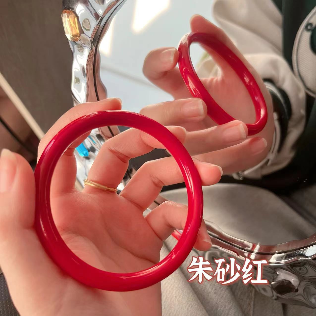 Pulsera Dingdong de jade de imitación de vidrio, pulsera de tiras redondas gruesas, paso a paso, pulsera de novia, libro rojo pequeño, estilo antiguo Dingdong, mismo estilo